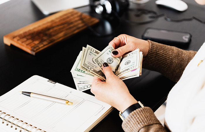 How to plan your vacation budget.